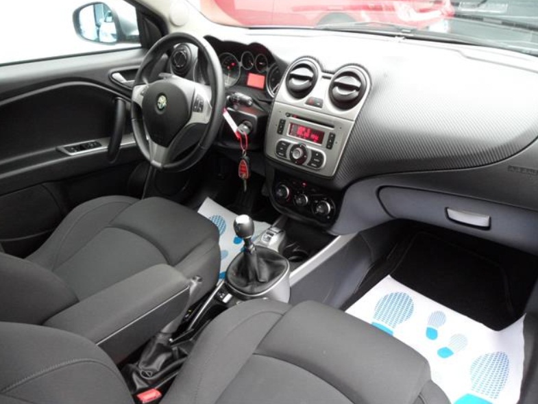 Left hand drive ALFA ROMEO MITO 1.3 JTDM ECO